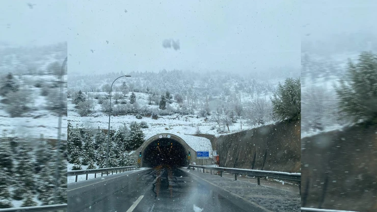 Kahramanmaraş'ta nisan ayında kar yağdı