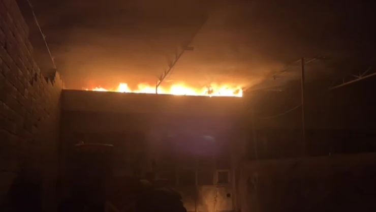 Kahramanmaraş'ta Sanayi Sitesinde yangın! Facianın eşiğinden dönüldü