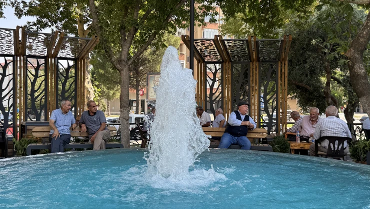 Kahramanmaraş'ta sıcak hava etkisini sürdürüyor