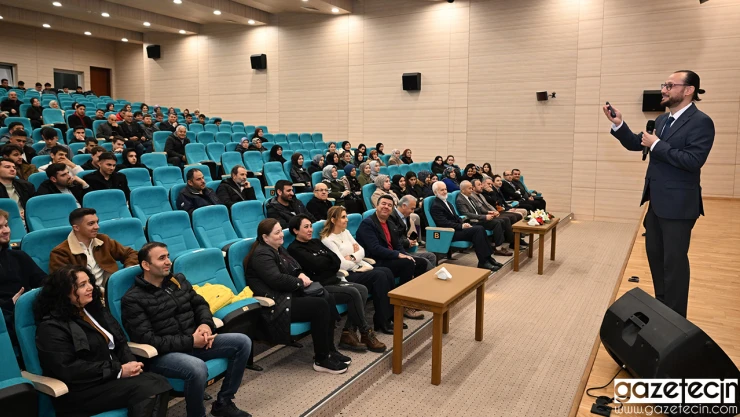 Kahramanmaraş'ta Suriye izlenimleri ve sorumluluklarımız konferansı düzenlendi