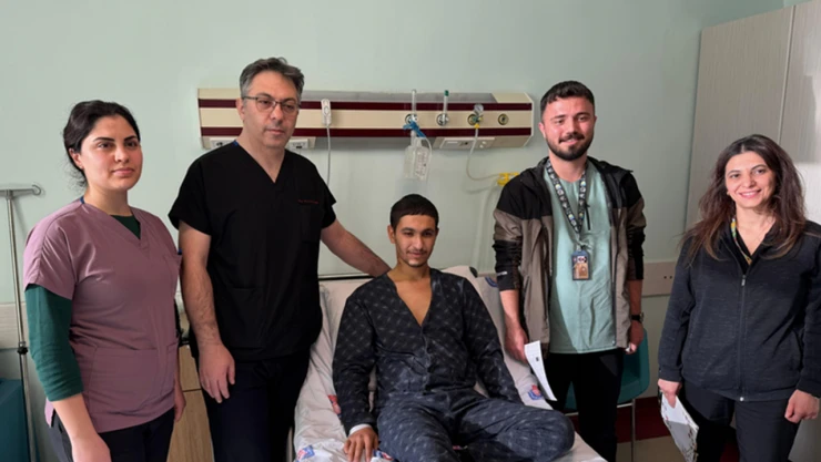 Kahramanmaraş'ta tıp tarihine geçen ameliyatla 4 santimetrelik kalp deliği kapatıldı