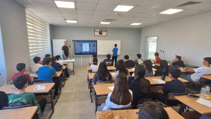 Kahramanmaraş'ta ücretsiz Üniversite Hazırlık Kursu'nda yeni dönem başlıyor