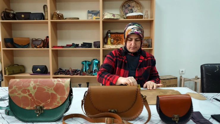 Kahramanmaraş'ta yeni zanaatkarlar yetişiyor