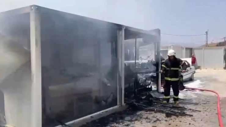 Kahramanmaraş'taki AFAD yaşam alanında yangın