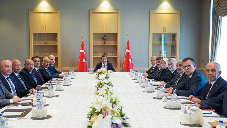 Kahramanmaraş üniversiteleri için yeniden yapılandırma toplantısı gerçekleştirildi