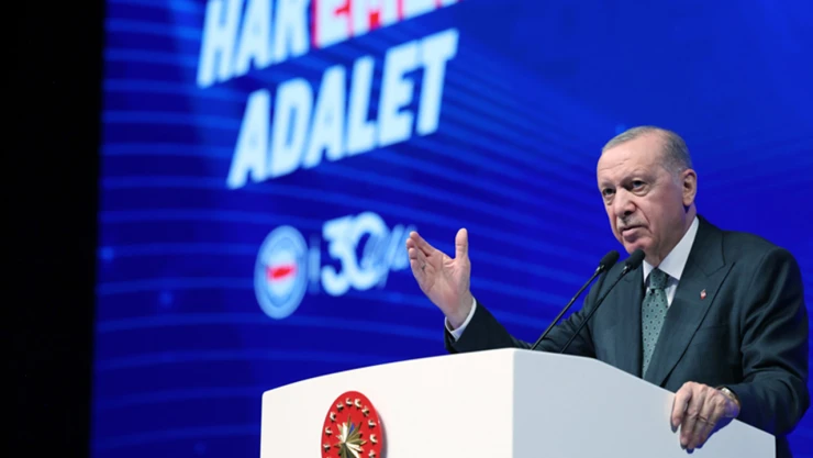 Kamu görevlilerimizi enflasyona ezdirmemek bizim asli vazifemizdir