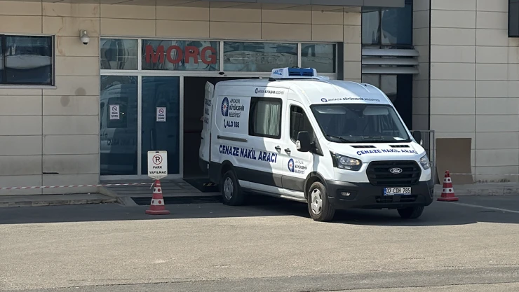 Kan donduran bir kadın cinayeti daha