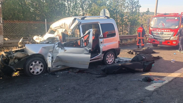 Katliam gibi kazada 3 kişi öldü