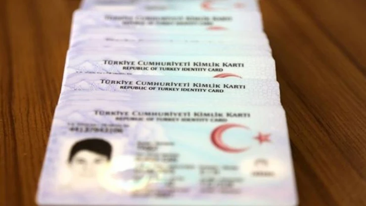 Kimlik kartına yüklenen sürücü belgesi bilgileri denetimlerde geçerli