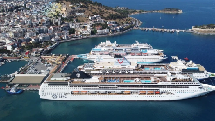 Kruvaziyer turizminde tarihi zirve