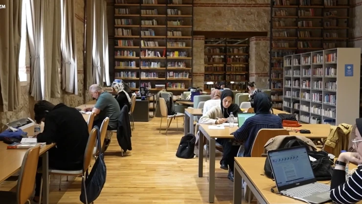 Kültür ve Turizm Bakanlığı, kütüphaneleri çok yönlü merkezlere dönüştürüyor