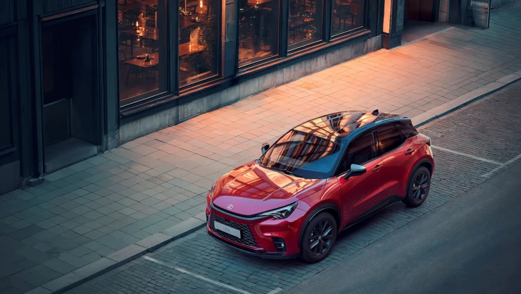 Lexus, LBX'in yeni Vibrant Edition versiyonunu tanıttı