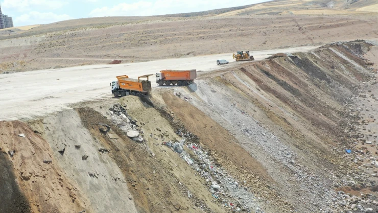 Maden sahasını atık ve hafriyatla dolduran belediyeye ceza