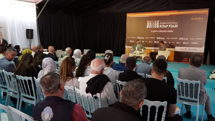 Mehmet Akif Kireçci, Kahramanmaraşlı okurlarıyla bir araya geldi