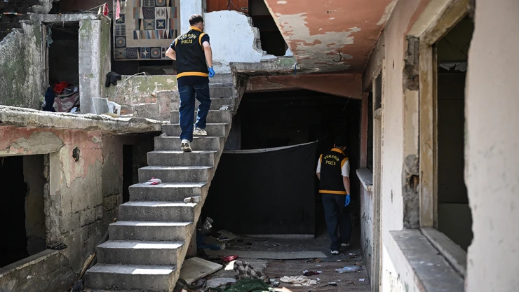 Metruk bina ve parklarda uyuşturucu denetimi