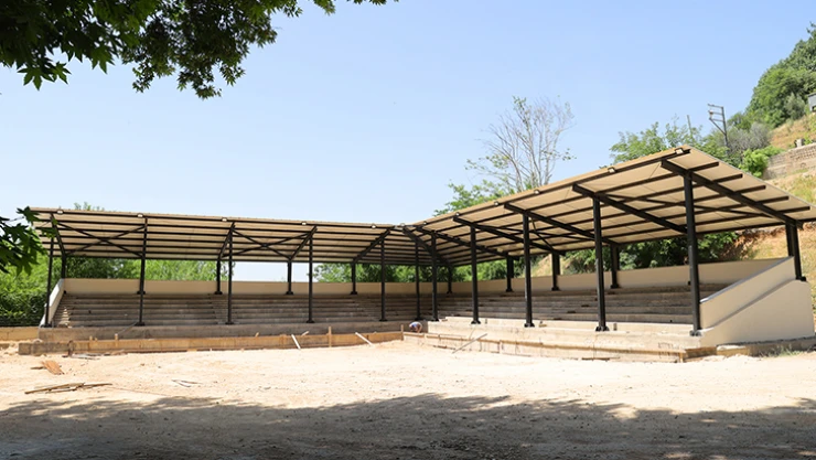 Milli güreşçilerin ter döktüğü Dereköy Güreş Sahası yenilendi