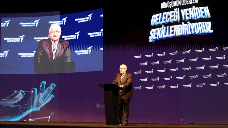 Millî Savunma Bakanı Güler, 'Türkiye, savunma sanayinde geleceği şekillendiriyor'