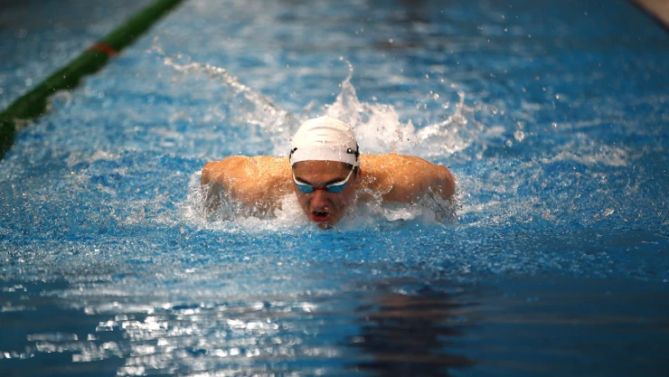 Milli yüzücü Arel, Sırbistan ve Kuzey Makedonya'da madalya için kulaç atacak