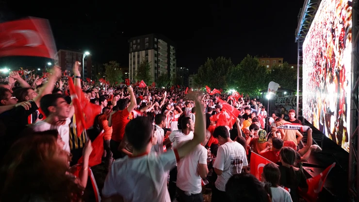 Millilere Kahramanmaraş'tan büyük destek