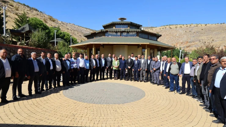 Muhtarlar buluşmasının yeni durağı Türkoğlu