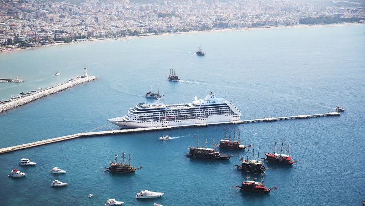 Nautica isimli kruvaziyerle 602 yolcu geldi