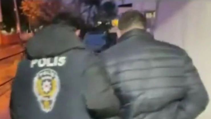 Nitelikli dolandırıcılara karşı başlatılan operasyonlarında 51 kişi yakalandı