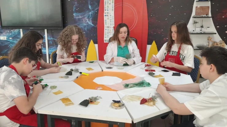 Öğrenciler bal kabağından çevre dostu biyoplastik üretti