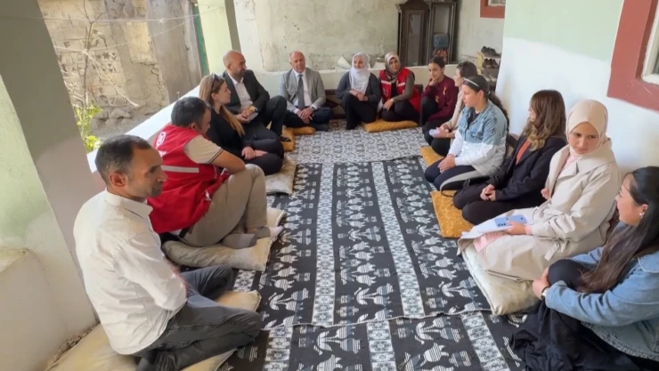 Okula devam etmeyen kız çocukları için ekipler seferber oldu