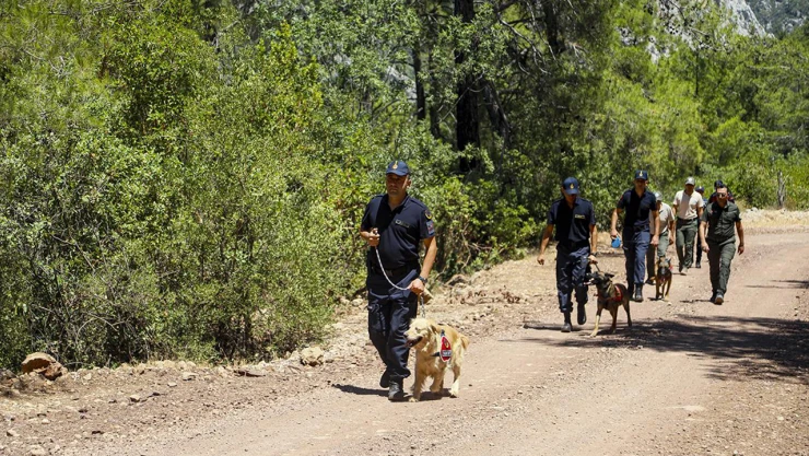 Orman yangınlarına karşı jandarma komandoları sahaya indi
