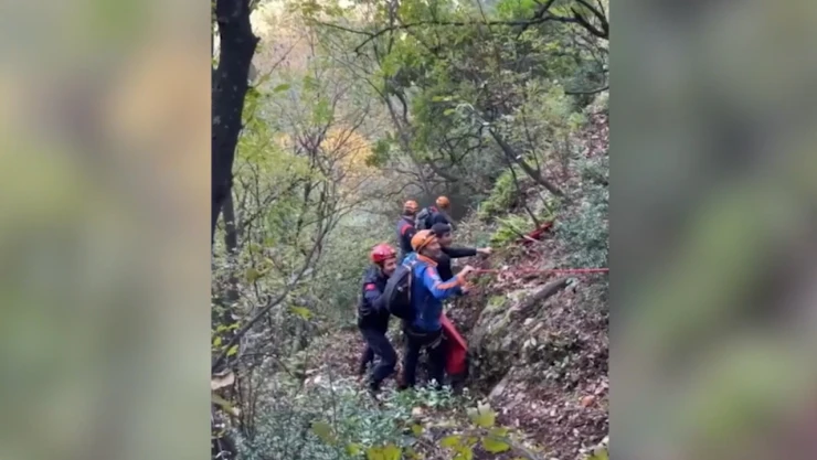 Ormanda mahsur kalan 4 kişi böyle kurtarıldı