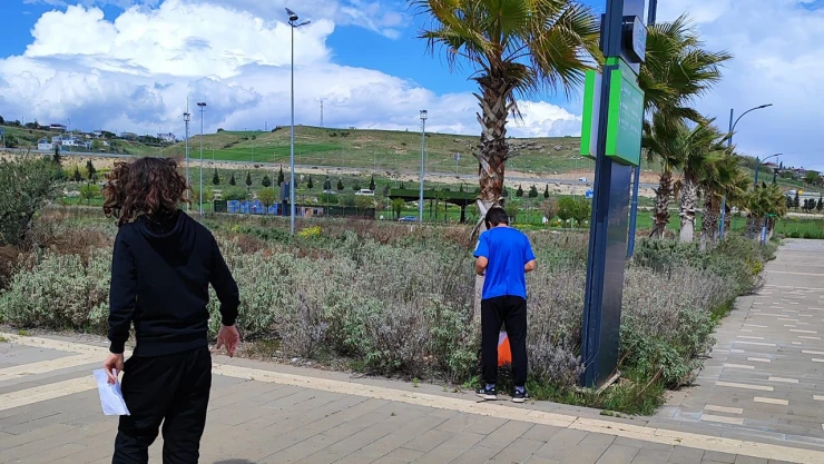 Oryantiring sporcuları Kahramanmaraş'ta kitapların izini sürdü