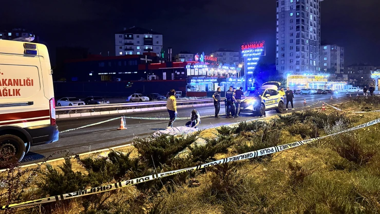 Otomobilin çarptığı yaşlı adam öldü