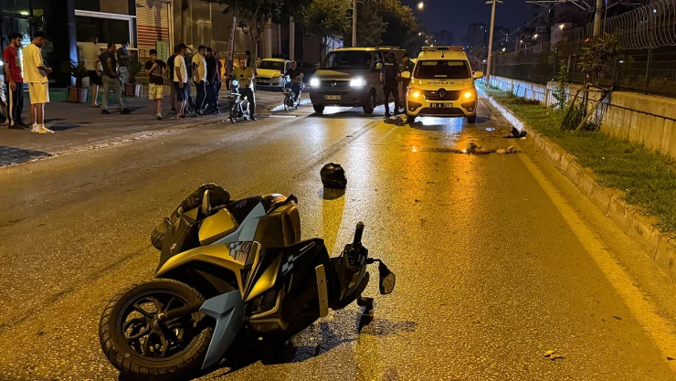 Otomobille çarpışan motosikletteki bir kişi öldü, bir kişi yaralandı