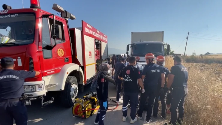 Otomobille kamyon çarpıştı! 1 kişi öldü, 2 kişi yaralandı