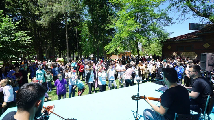 Özel gereksinimli bireyler KAFUM'da doyasıya eylendi