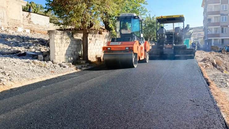 Pazarcık'ta ulaşım yatırımları sürüyor
