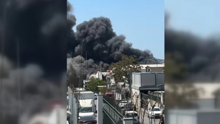 Plastik varil üretim fabrikasında yangın