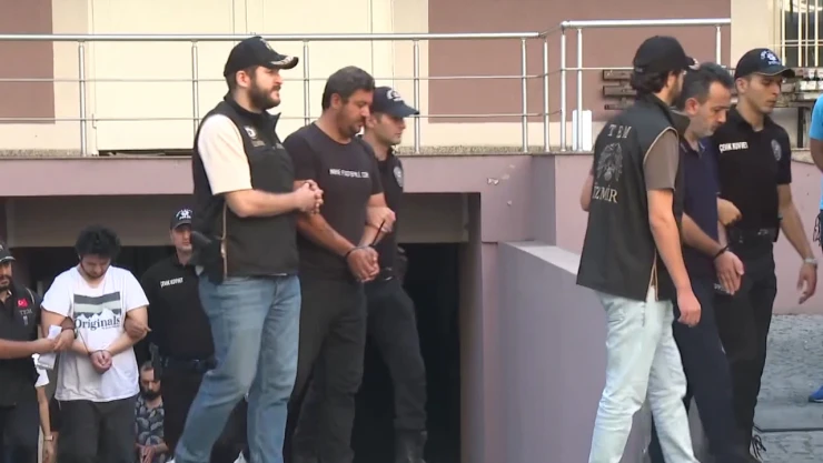 Polis merkezine yönelik saldırıyla ilgili yakalanan 10 şüpheli adliyeye sevk edildi