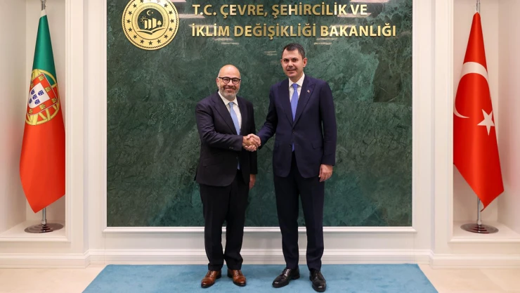 Portekizli bakan deprem bölgesindeki çalışmalara hayran kaldı