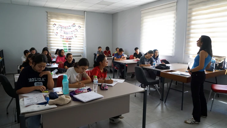 Pusula Maraş Gençlik Merkezi, çocukların yolunu aydınlatıyor