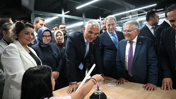 Rami Kütüphanesini 6 milyondan fazla kişi ziyaret etti