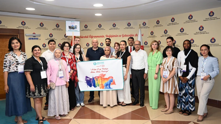 Rektör Yasım, Yunus Emre Enstitüsü öğrencilerini ağırladı