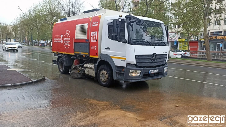 Sağanak yağış, Kahramanmaraş'ta etkili oldu