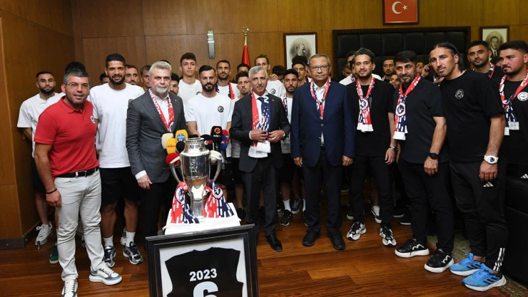 Şampiyonluk kupası Kahramanmaraş Büyükşehirde!