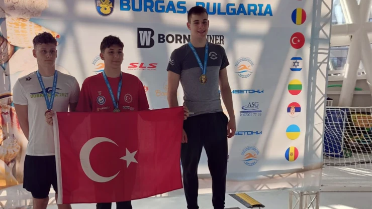 SANKO Okulları'nın yüzmede milli takım gururu