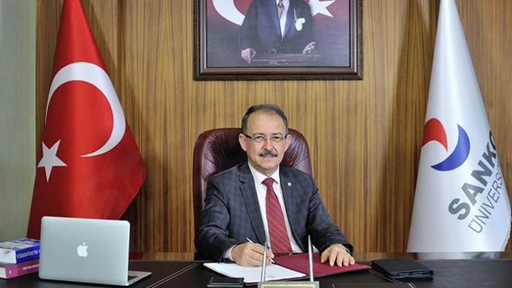 SANKO üniversitesi rektörü Cumhuriyetin ilanının 97'nci yılını kutladı