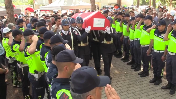 Şehit Jandarma Astsubay Çavuş Kemal Özgür, son yolculuğuna uğurlandı