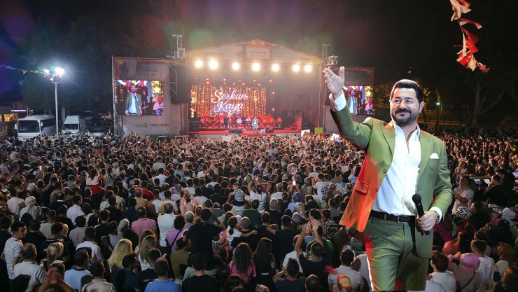 Serkan Kaya, Kahramanmaraş'ta sevenleriyle buluştu