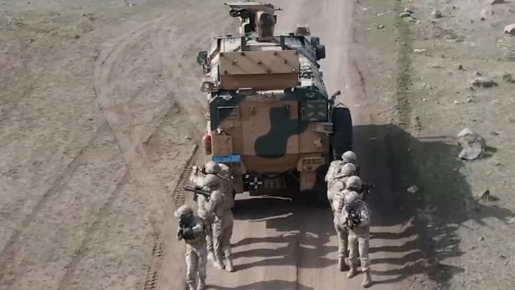 Silah kaçakçılarına yönelik operasyonda 8 şüpheli yakalandı