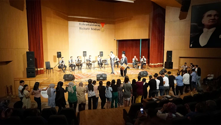 Sıra Gecesi'nde kardeşlik rüzgârı esti